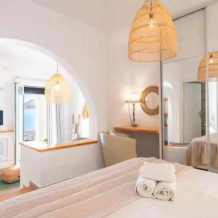 Kanakis דירה אסוס